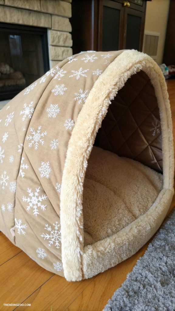 cozy winter dog beds Fleece lined cave style bed