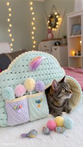 crochet cat pillows Interactive cat toy pillow with pockets